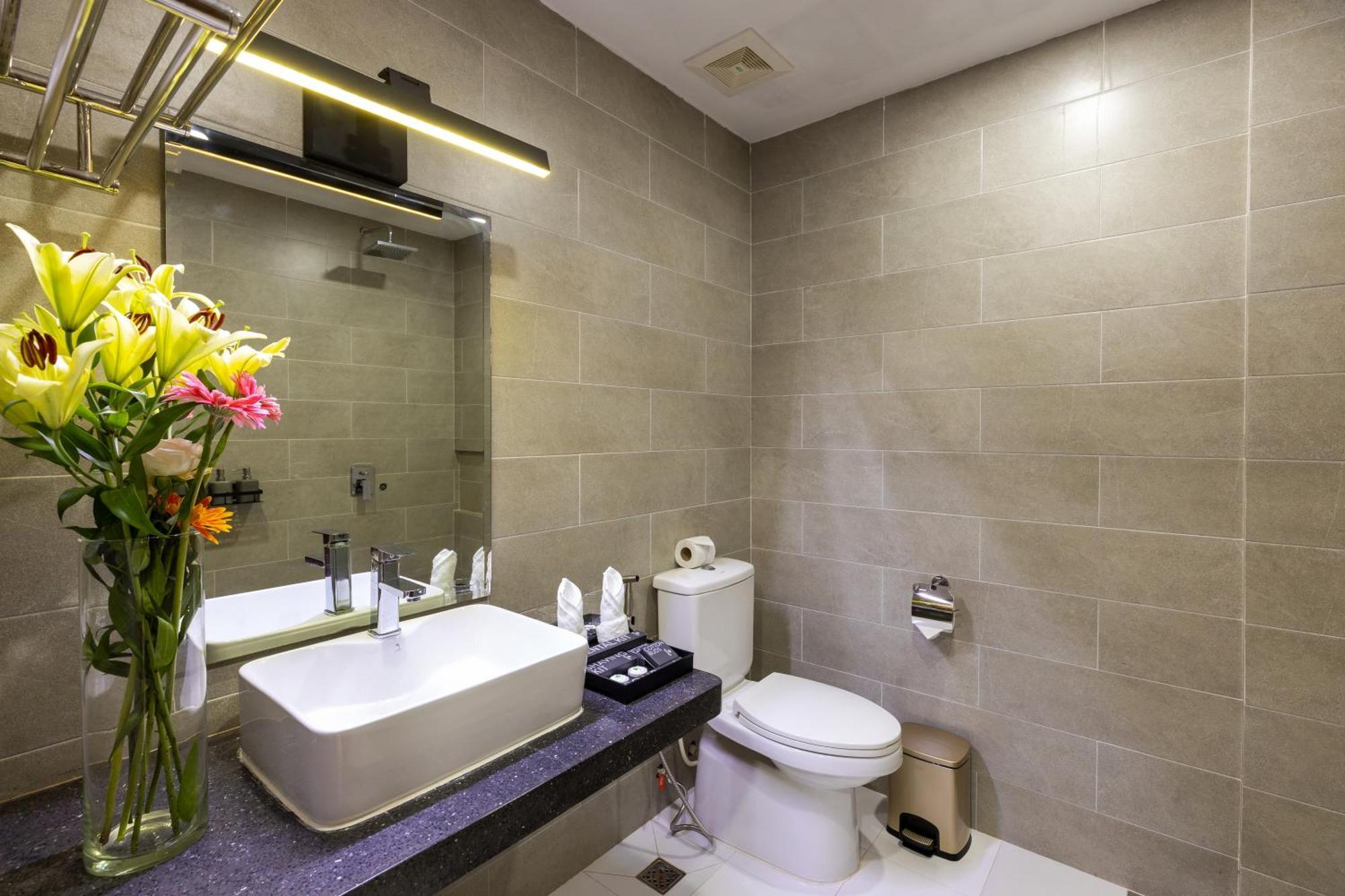 Blanc Smith Hotel เสียมราฐ ภายนอก รูปภาพ