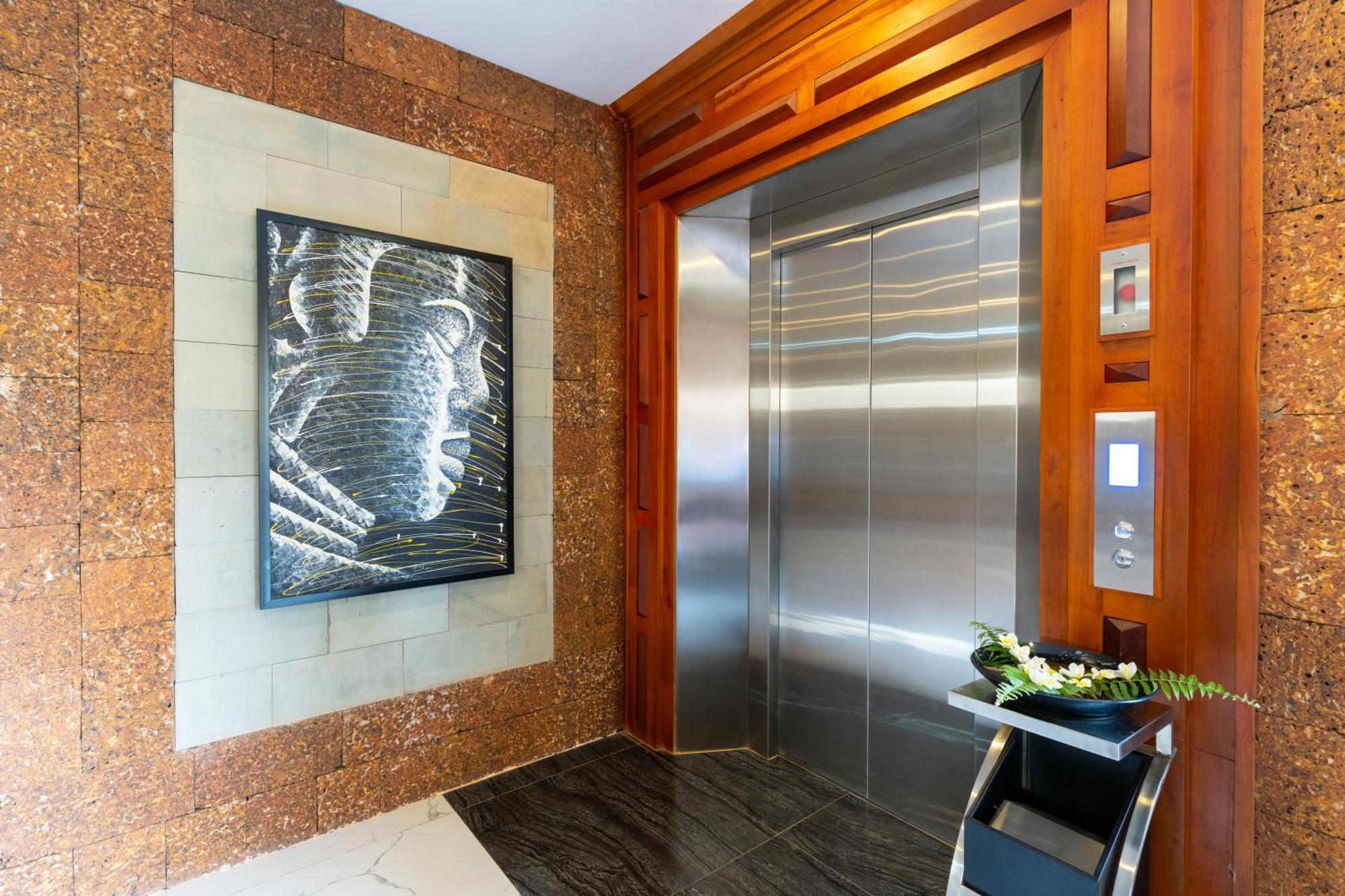 Blanc Smith Hotel เสียมราฐ ภายนอก รูปภาพ