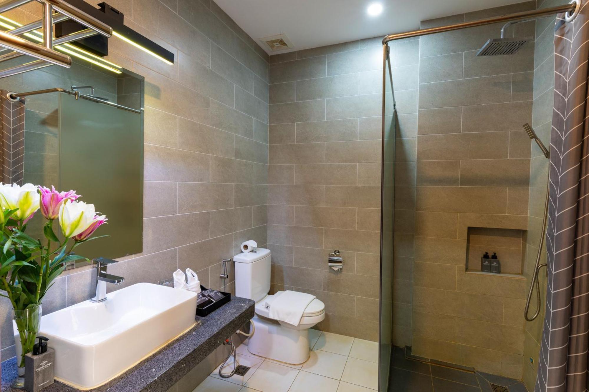 Blanc Smith Hotel เสียมราฐ ภายนอก รูปภาพ
